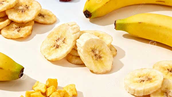 ¿Cómo freír chips de plátano?