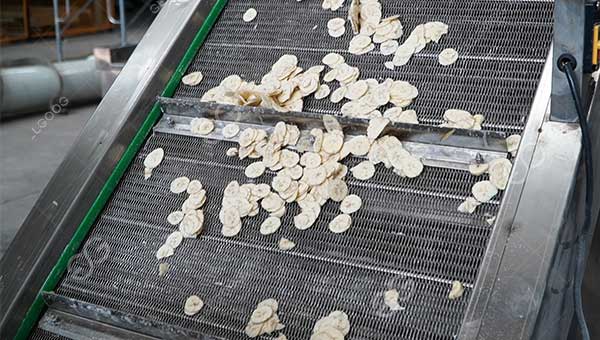 ¿Cómo se elaboran los chips de plátano paso a paso?